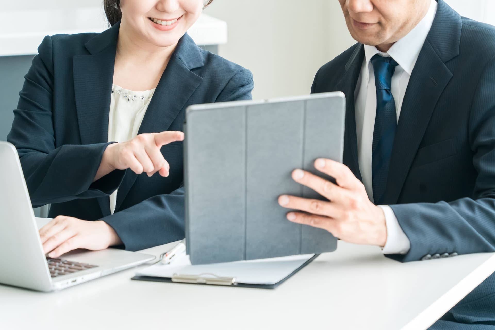 合同会社FUNの導入事例集 - 成功事例とクライアントの成果を紹介